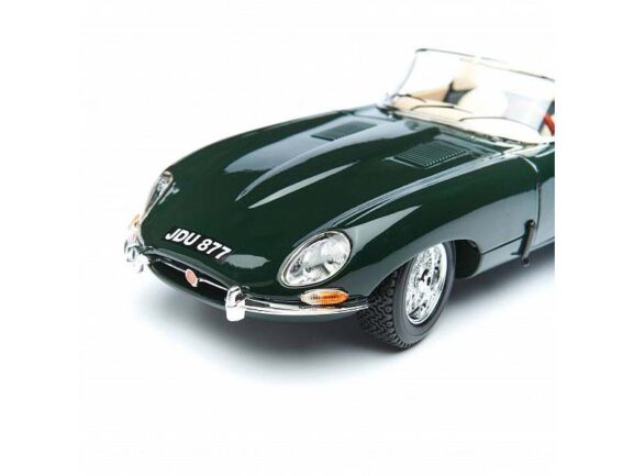 Автомобиль Jaguar E-Type Cabriolet 1961 Green-фото9