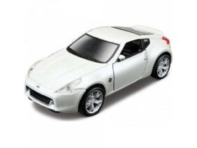 Автомобиль Nissan 370Z White-фото1