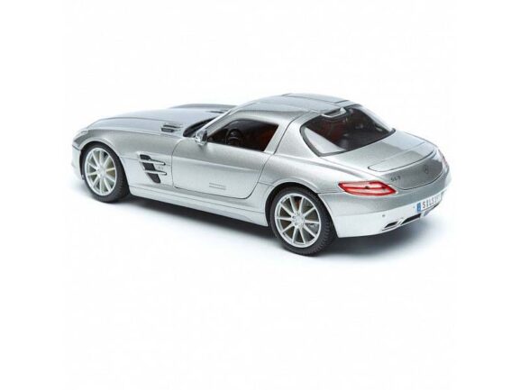 Автомобиль Mercedes-Benz SLS AMG Silver-фото5