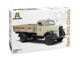Немецкий грузовик Opel Blitz (1:24)-фото1