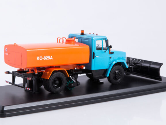 Комбинированная дорожная машина КО-829А (ЗИЛ-4333)-фото2
