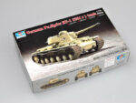 Немецкий тяжелый танк Pz.Kpfw KV-1 756(r) (трофейный КВ-1)-фото1