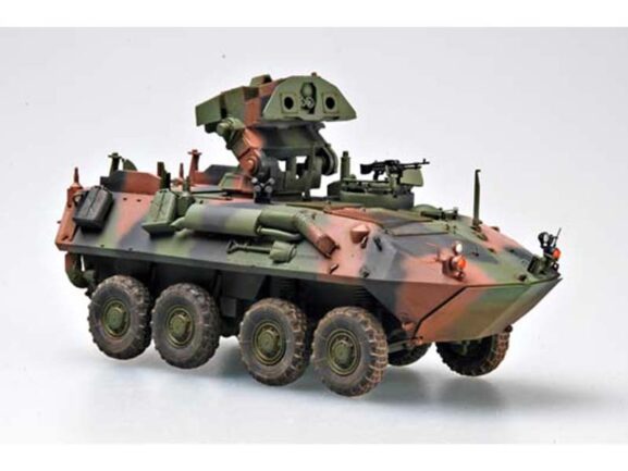 Канадская боевая разведывательная машина LAV-AT (Trumpeter) — изображение 6