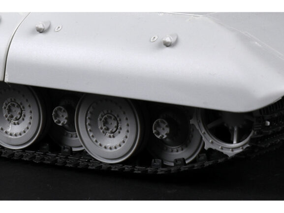 Немецкая зенитная самоходная установка САУ E-100 Flakpanzer с 12.8cm Flak 40 — изображение 24