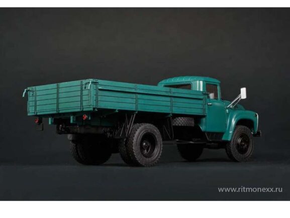 Грузовик ЗИЛ-130 бортовой (1:35) (AVD Models) — изображение 17