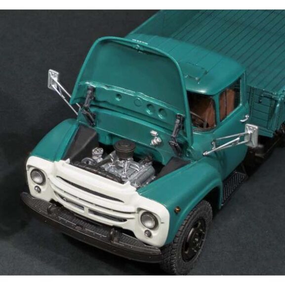 Грузовик ЗИЛ-130 бортовой (1:35) (AVD Models) — изображение 19