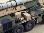 Пусковая установка ЛУНА-М 9П113 с ракетой 9М21 (ЗИЛ-135ЛМ) (Trumpeter) — изображение 17