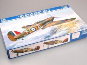 Британский истребитель Hawker Hurricane (Харрикейн) Mk.I (Trumpeter)