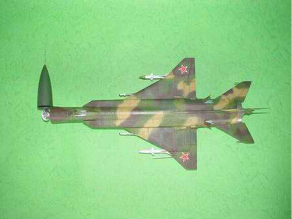 Советский истребитель-перехватчик Су-15ТМ (Flagon-F) (1:48) — изображение 3