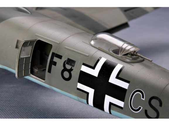 Немецкий многоцелевой самолет Focke Wulf FW-200C-4 Condor (Кондор) — изображение 11