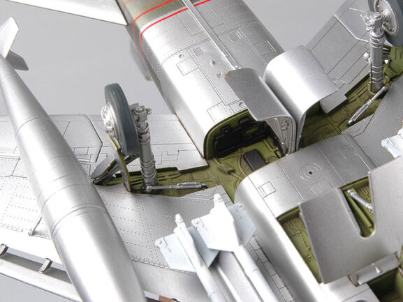 Американский истребитель North American F-100C Super Sabre (1:48) — изображение 14