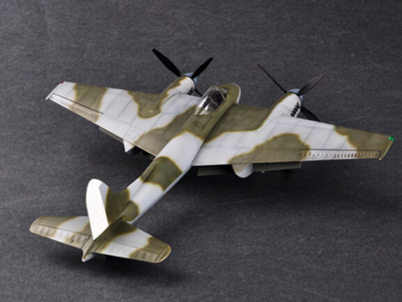 Британский многоцелевой истребитель De Havilland Hornet F.3 — изображение 9