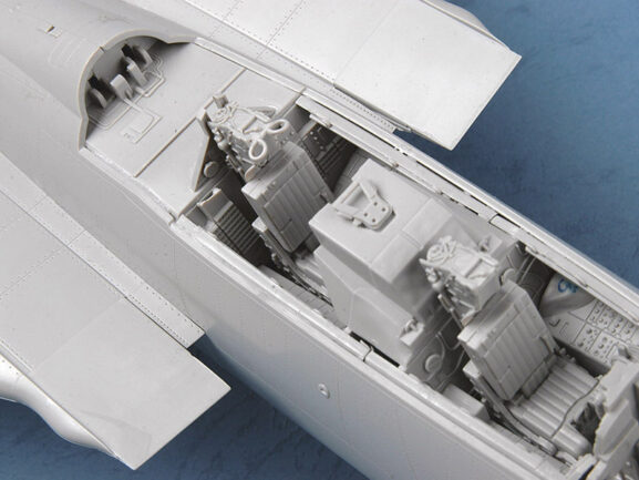 Палубный истребитель F-14D Super Tomcat (1:32) — изображение 28