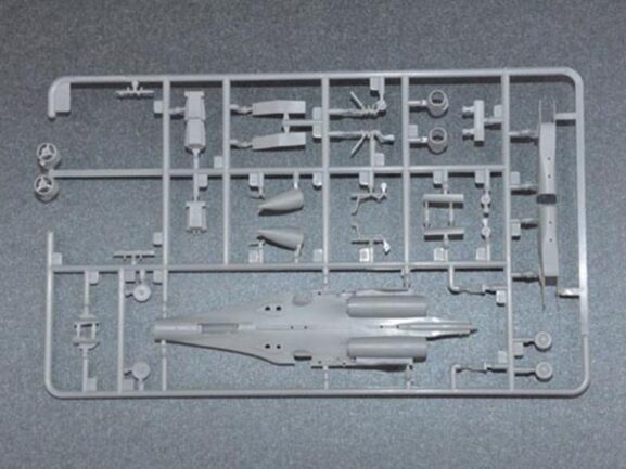 Советский истребитель завоевания превосходства в воздухе Су-27 (Flanker B) (1:144) — изображение 3