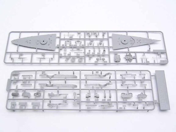Немецкий линкор Bismarck (Бисмарк) (1:700) (Trumpeter) — изображение 6