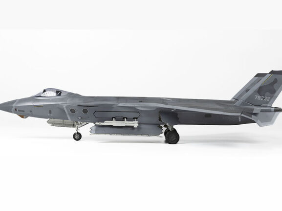 Китайский истребитель Chengdu J-20 (Mighty Dragon) (1:48) — изображение 10
