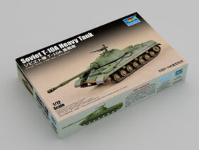 Советский тяжелый танк Т-10А (1:72)