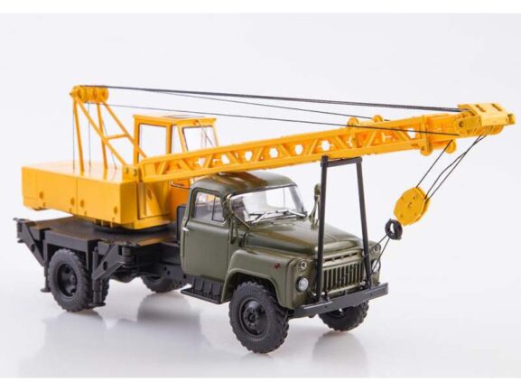Автокран КС-1562Б (ГАЗ-53) хаки/желтый — изображение 3