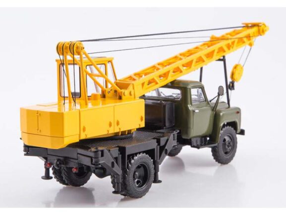 Автокран КС-1562Б (ГАЗ-53) хаки/желтый — изображение 2