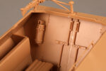 Немецкий бронетранспортер Sd.Kfz. 251 AusF.D Hanomag (Trumpeter) — изображение 23