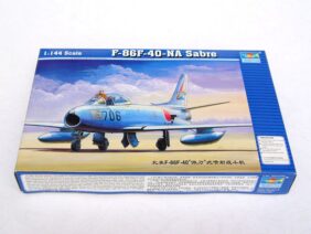 Американский истребитель North American F-86F-40-NA Sabre