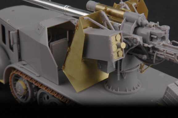 Немецкая самоходная артиллерийская установка Sd.Kfz.8 c 88-мм зенитной пушкой Flak 18 — изображение 17