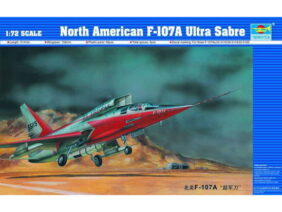 Американский истребитель-бомбардировщик North American F-107A Ultra Sabre