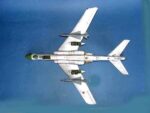 Советский дальний бомбардировщик-ракетоносец Ту-16К-10 (Badger-C) (1:72) — изображение 3