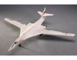 Российский сверхзвуковой стратегический бомбардировщик Ту-160 (1:72) (Trumpeter) — изображение 14