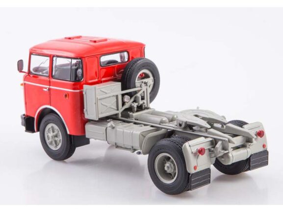 Седельный тягач Skoda-706 MTTN красный — изображение 4