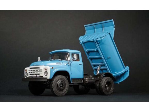 Самосвал ЗИЛ-ММЗ-555 (1:35) (AVD Models) — изображение 8