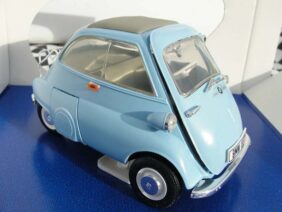 Автомобиль BMW Isetta 250 1955