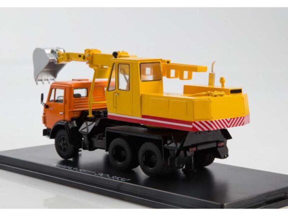 Экскаватор ЭО-3532 (КАМАЗ-5511) оранжевый-желтый — изображение 6