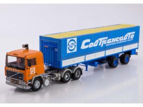 Седельный тягач Volvo F12 с полуприцепом Fruehauf Savoyarde (Совтрансавто)