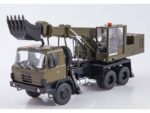 Экскаватор-планировщик UDS-114A (Tatra-815) хаки