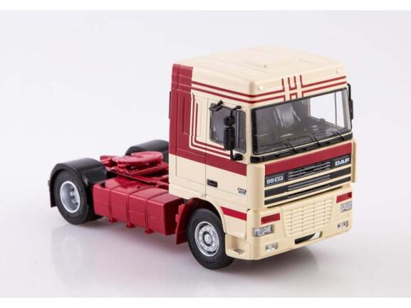Седельный тягач DAF 95XF 430 — изображение 3