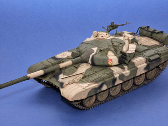 Российский основной боевой танк Т-72Б (1:16) — изображение 15