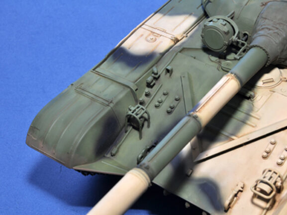 Российский основной боевой танк Т-72Б (1:16) — изображение 19