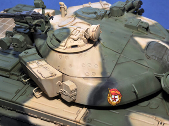 Российский основной боевой танк Т-72Б (1:16) — изображение 22