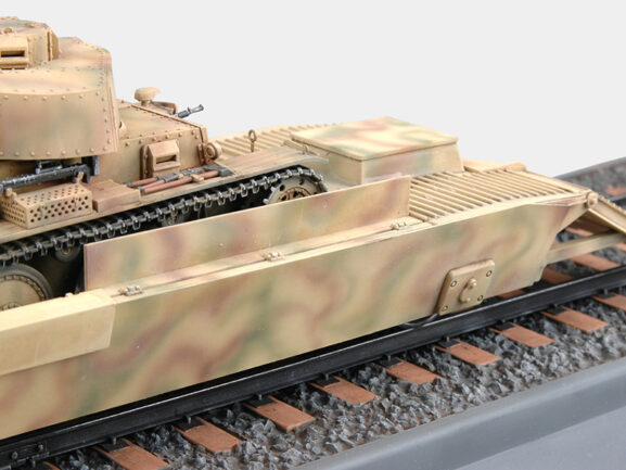 Немецкая платформа с танком Pz.Kpfw.38(t) "Прага" — изображение 19