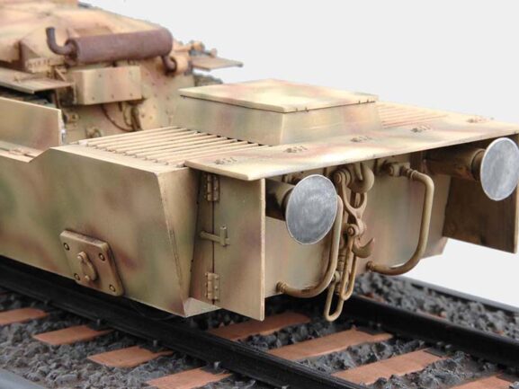 Немецкая платформа с танком Pz.Kpfw.38(t) "Прага" — изображение 21