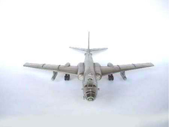 Китайский самолет-заправщик XIAN JHU-6 — изображение 3