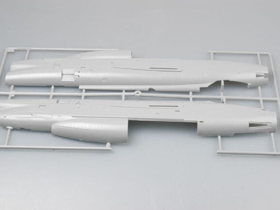Британский истребитель-перехватчик BAC Lightning F.6/F.2A (1:32) — изображение 5