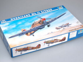 Британский истребитель Hawker Hurricane (Харрикейн) Mk.IIC Trop