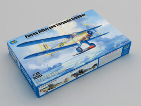 Британский палубный торпедоносец Fairey Albacor