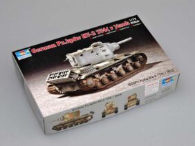 Немецкий тяжелый танк Pz.Kpfw KV-2 754(r) (трофейный КВ-2)