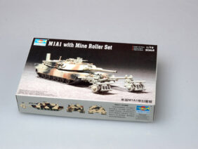 Американский основной боевой танк M1A1 Abrams (Абрамс) с катковым минным тралом