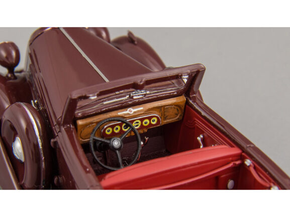 Автомобиль ЗИС-102 Кабриолет 1938г. (вишневый) — изображение 12
