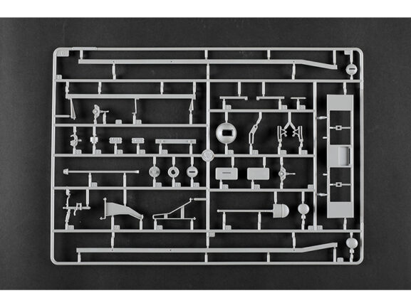 Немецкий средний танк Pz.Kpfw.III Ausf.J (T-III) (Trumpeter) — изображение 7