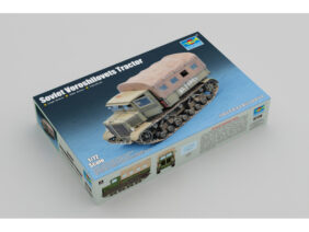 Советский артиллерийский гусеничный тягач "Ворошиловец" (1:72)